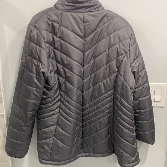 Large reversible jacket super fuzzy - Picture 8 of 8